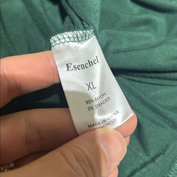 Esenchel Green Short Sleeve Shirt (Women’s XL) - Picture 7 of 8